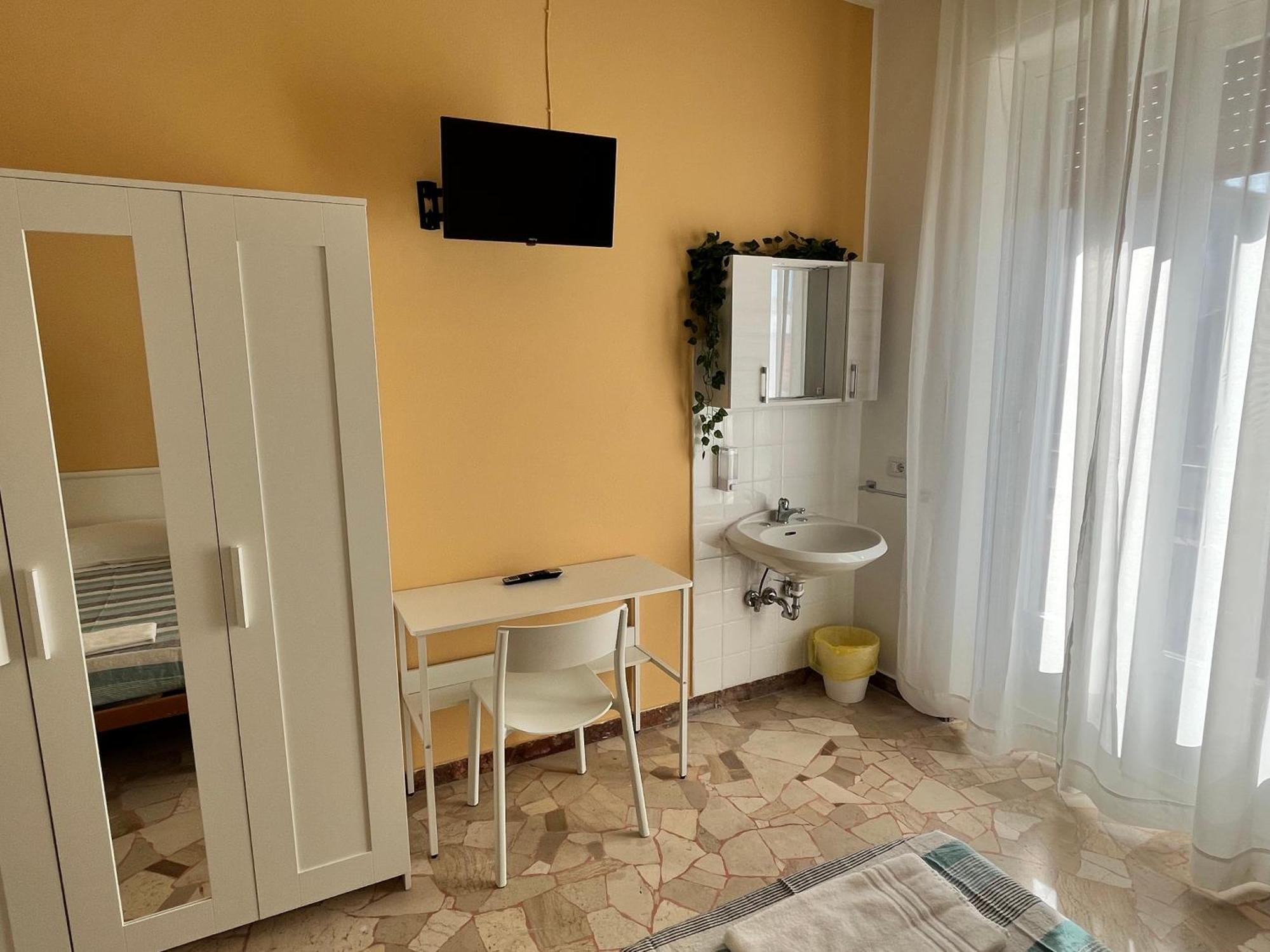 צ'זאנו בוסקונה Hotel Parini מראה חיצוני תמונה